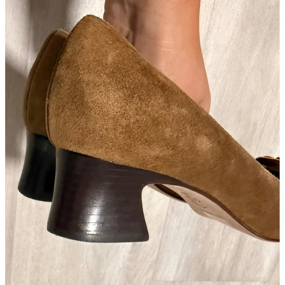Tory Burch Suede Block Heel Pumps Women 8M Brown Good Gold Logo Medallion